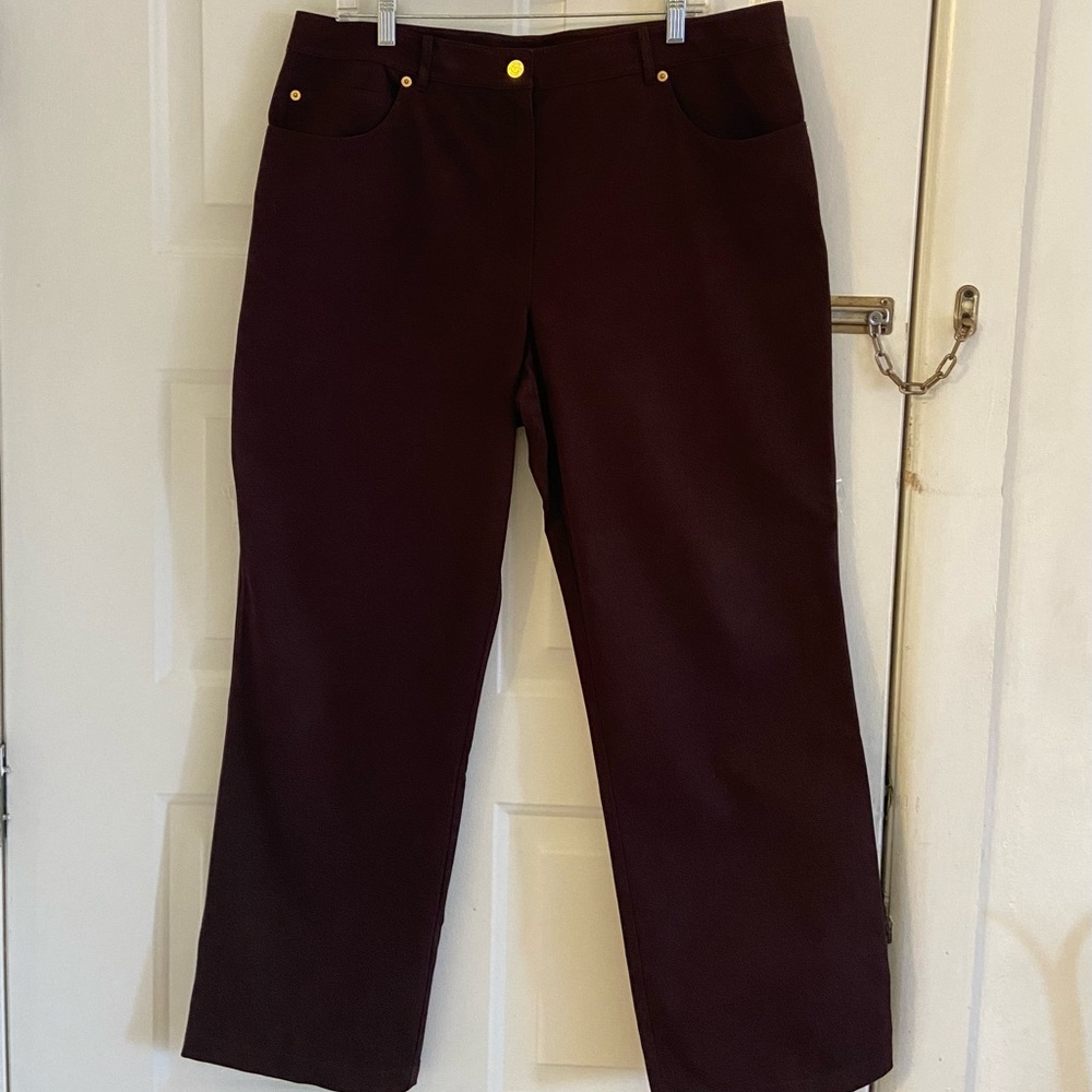 St John Sport Jeans. Brown, Size 16